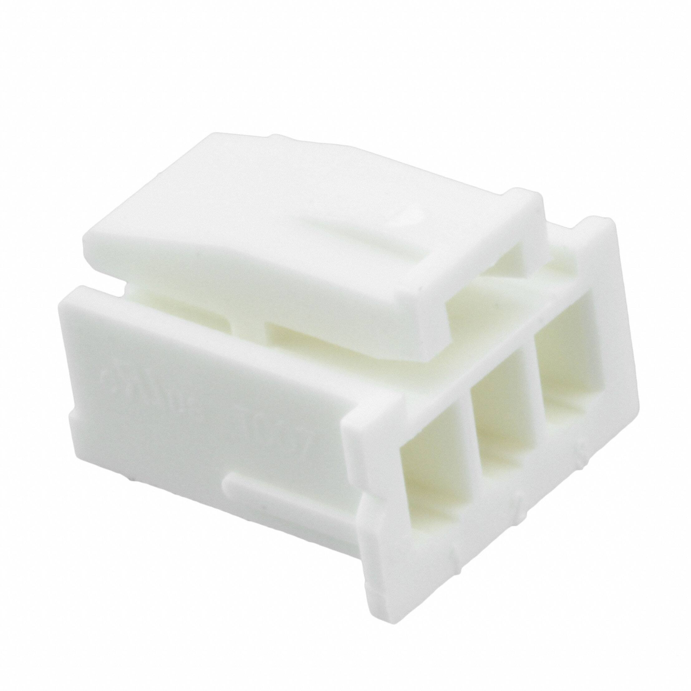 1744417-3 TE Connectivity AMP Connectors  Boîtiers de connecteurs rectangulaires